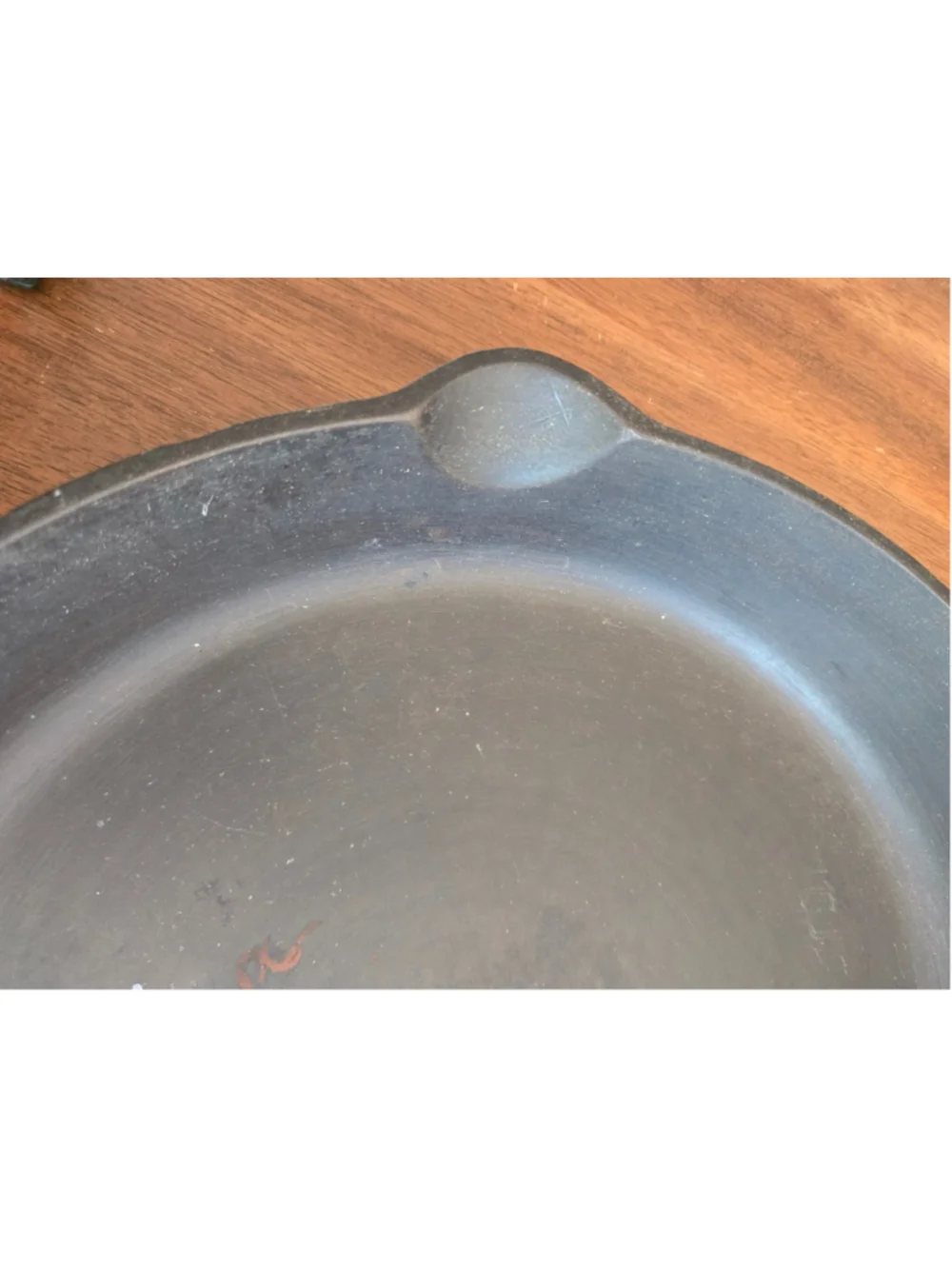 Vintage Lodge Egg Logo #14SK Skillet 15